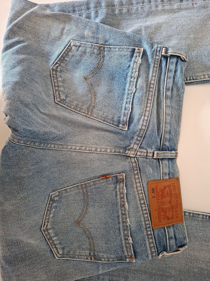 Jean Levi's coupe droite taille moyenne vintage - photo numéro 3