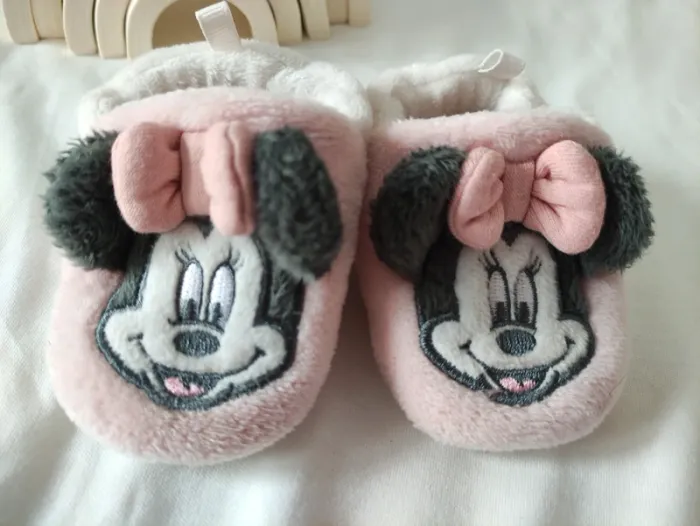 Chaussons Minnie - photo numéro 3