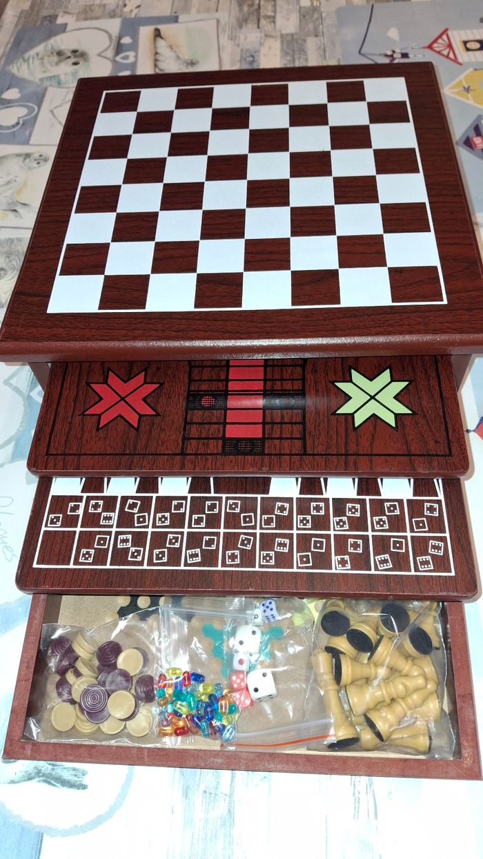 Coffret de 10 jeux de société en bois - photo numéro 4