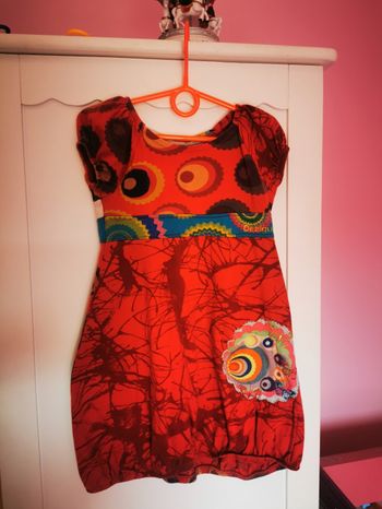 Lot 8 robes