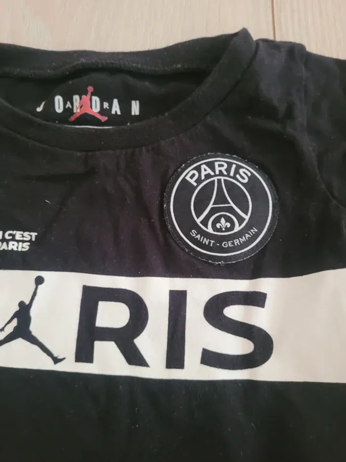 T-shirt Psg Jordan 1 an - photo numéro 2