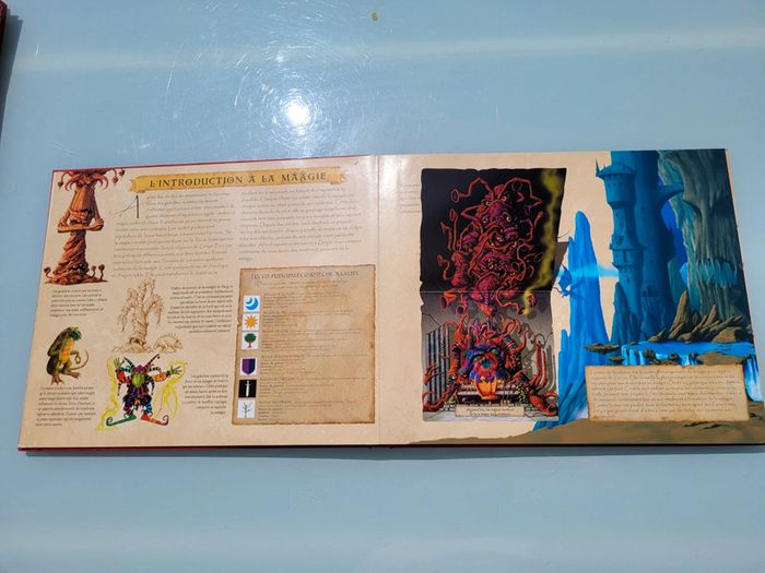 Livre animé caches, depliants, Les Gobelins : Grand livre officiel du royaume de Grrym (30) - photo numéro 5