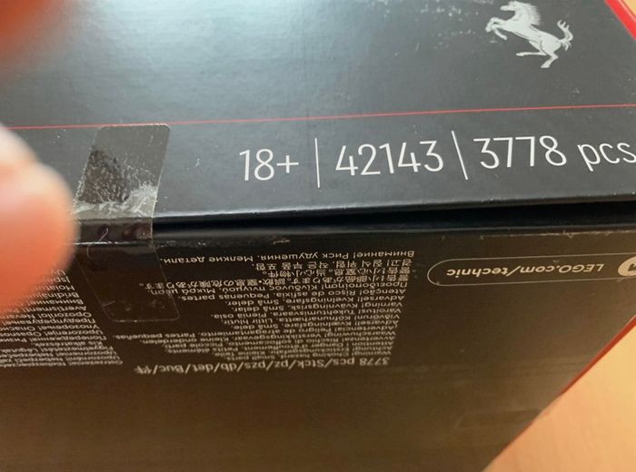 Lego Technic 42143 Neuf Jamais déballer - photo numéro 2