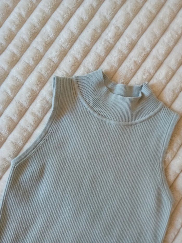 Top en maille neuf 9/10ans Zara 🩵🌼 - photo numéro 2