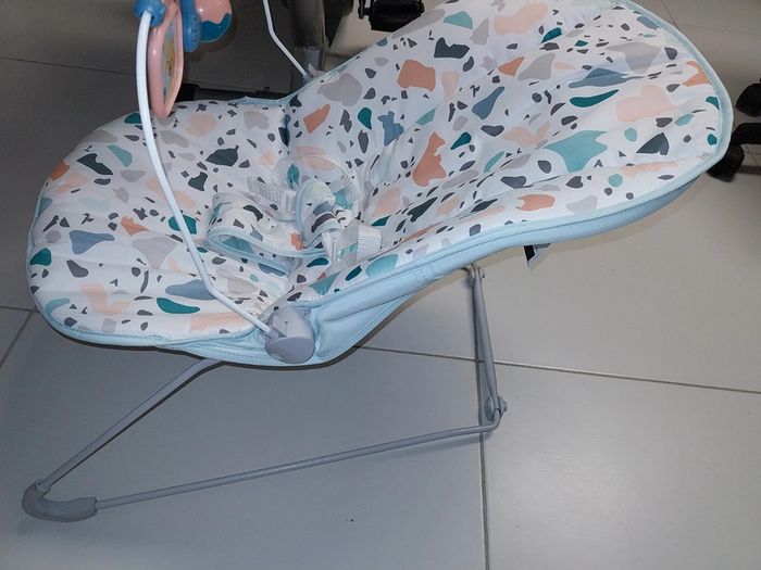 Transat bébé vibrant Fisher Price baby bouncer - photo numéro 5