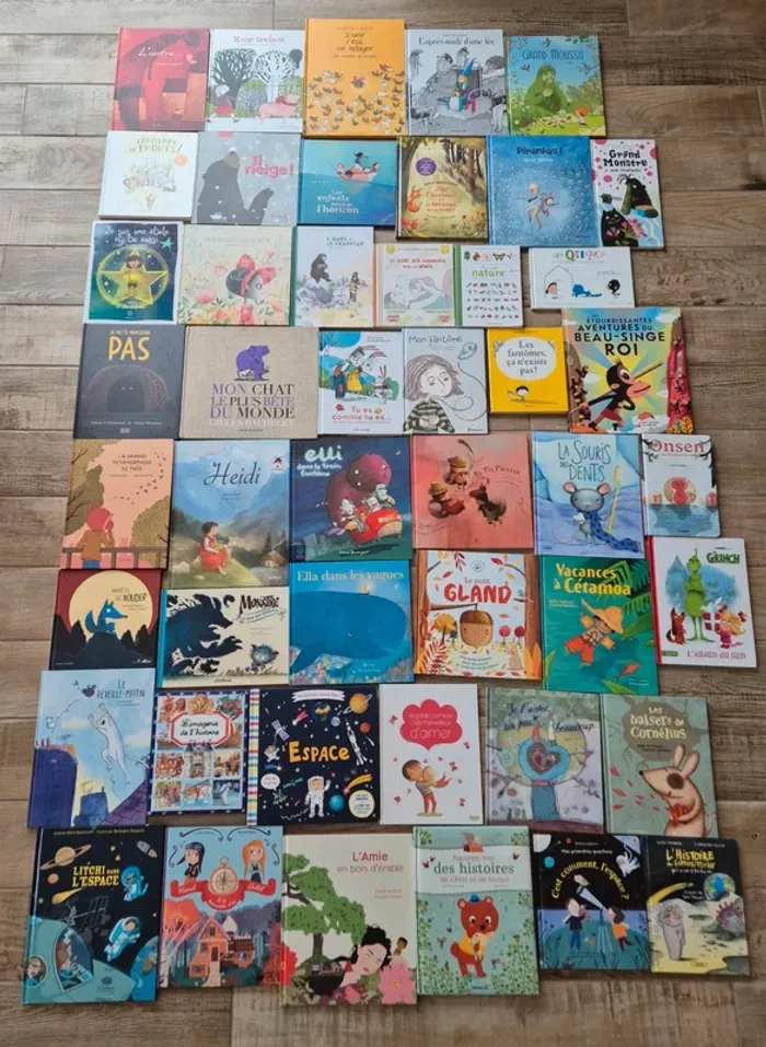 5€ le livre, 4 achetés = le 5ème offert