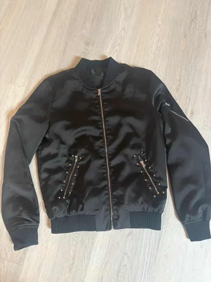 Blouson type bomber