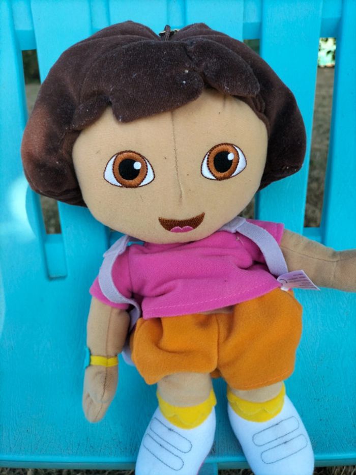 Peluche Dora l exploratrice - photo numéro 3