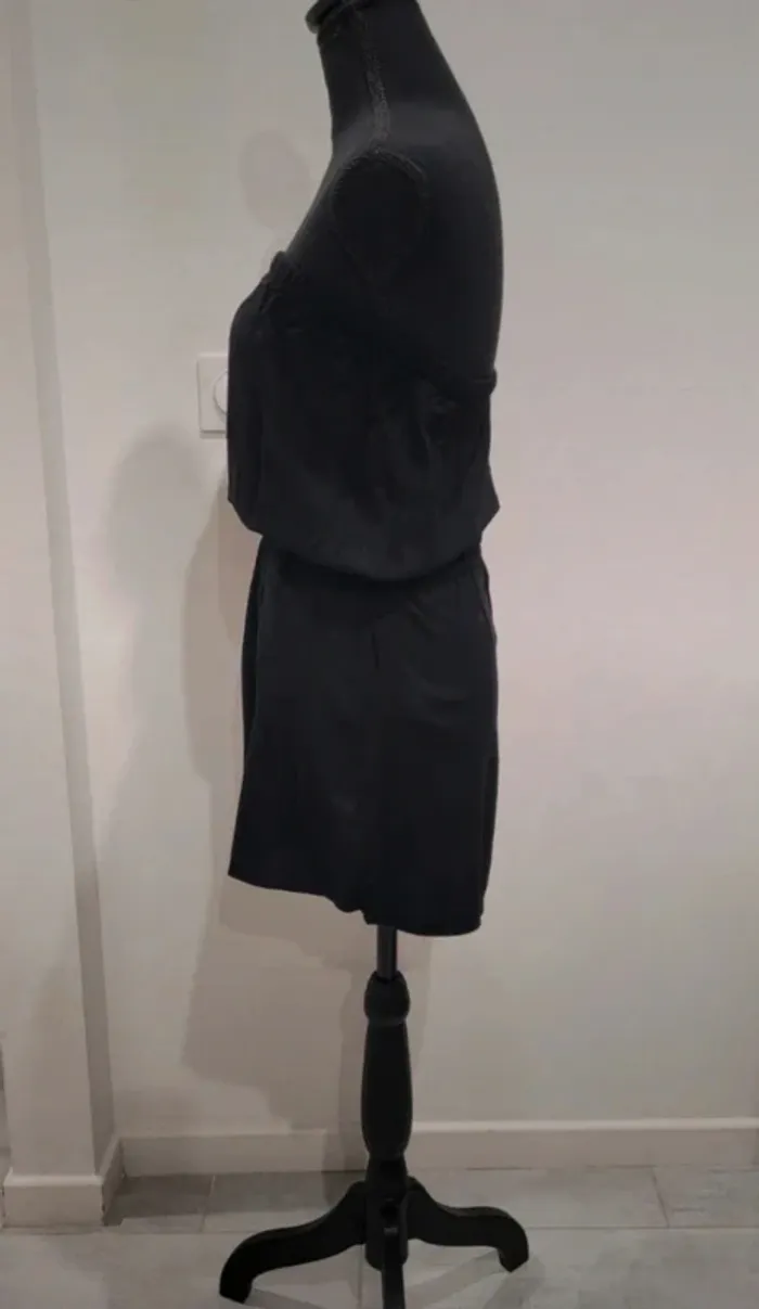 Combishort H&M, taille 36. Neuve - photo numéro 2