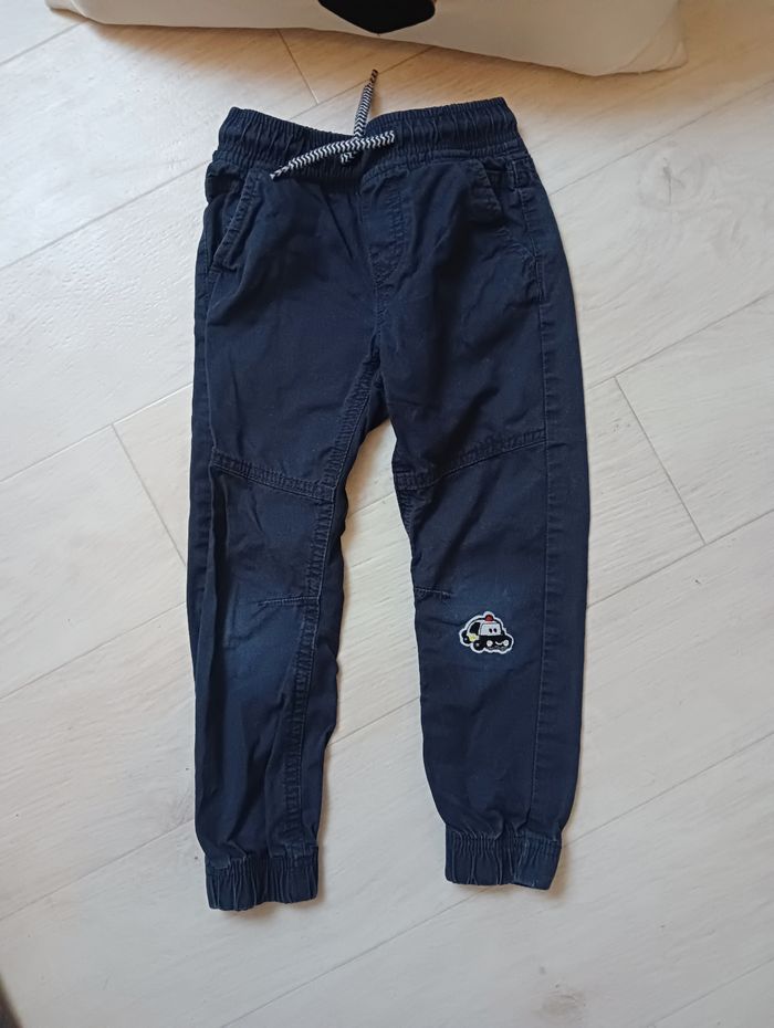 Lot pantalons 4ans garçon - photo numéro 7