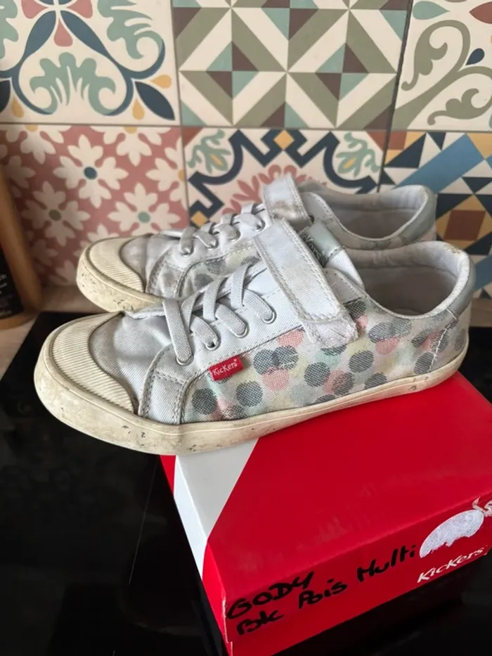 Kickers sneakers gody blanc pois pointure 34 - photo numéro 3