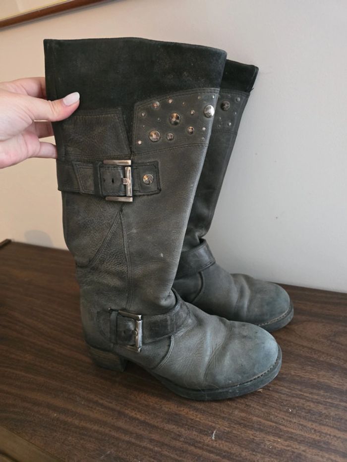 Bottes cuir 36