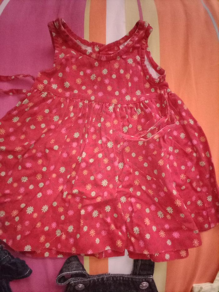 Robe 3 mois comme neuve - photo numéro 6