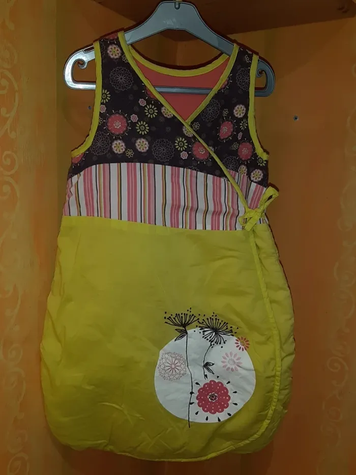 Gigoteuse 0-6 mois fille Bébé d'abord