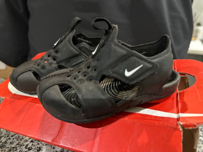 Sandales Nike Bébé - photo numéro 2