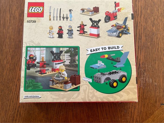 Boîte lego Juniors 10739 Neuve - photo numéro 2