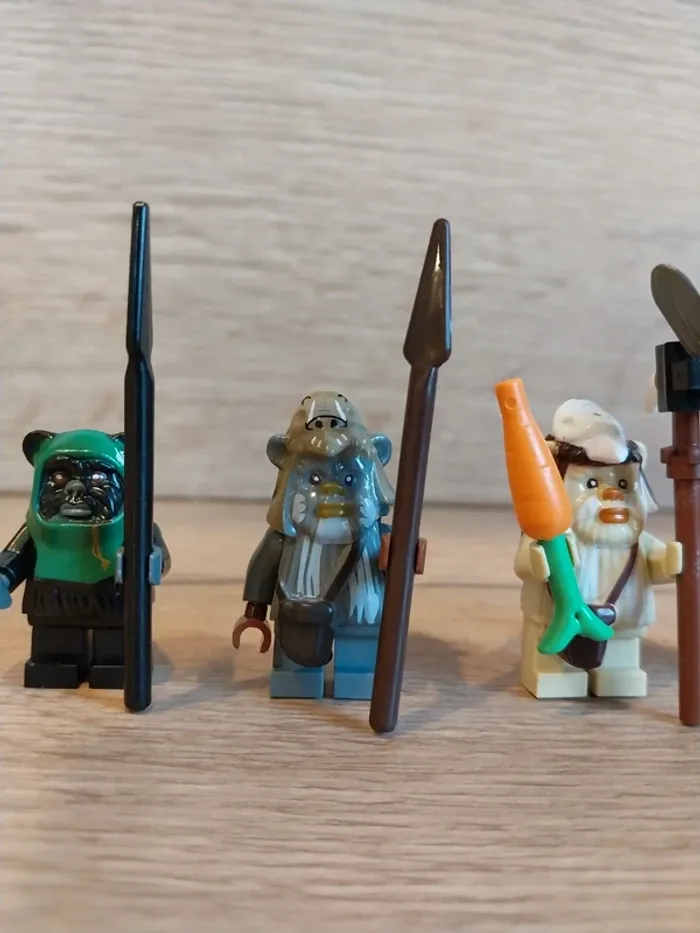 Figurines type lego 4 Ewoks star wars - photo numéro 3
