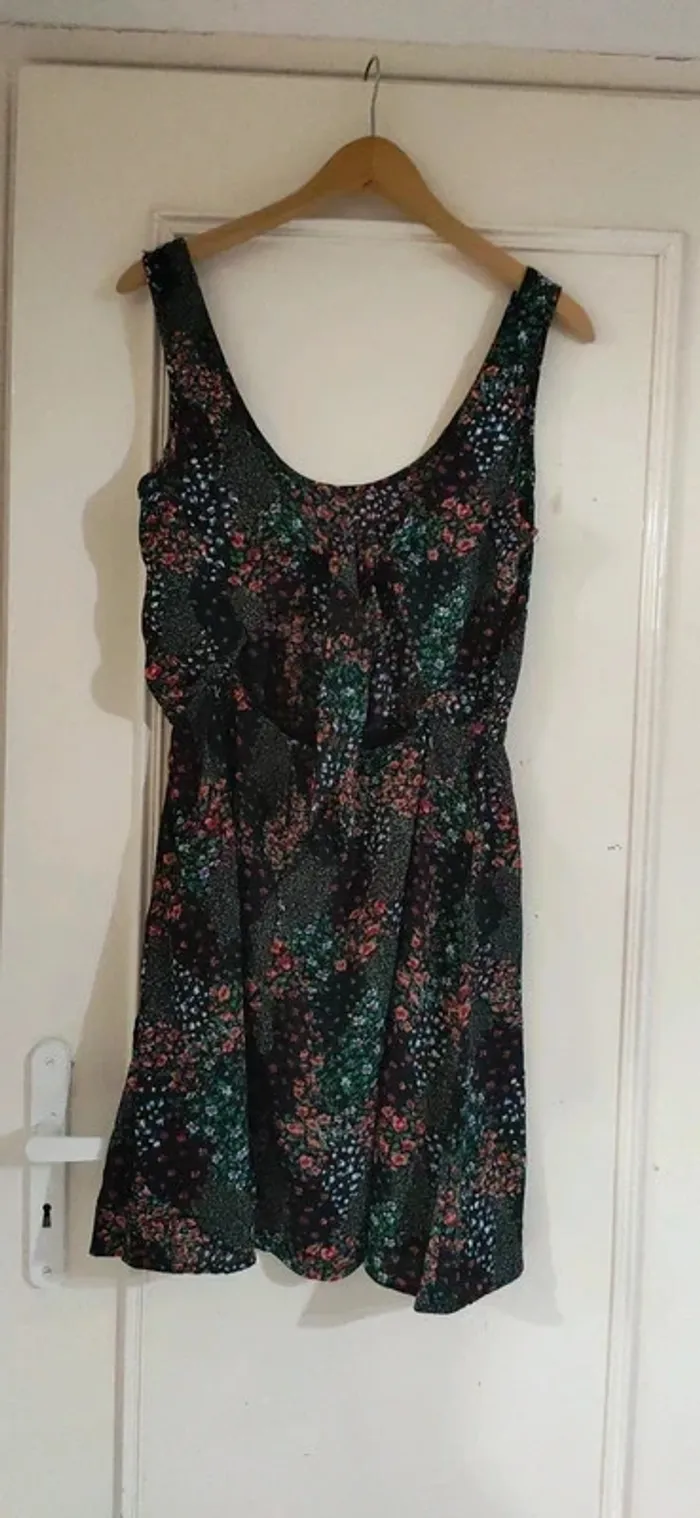 robe dos nu - photo numéro 4