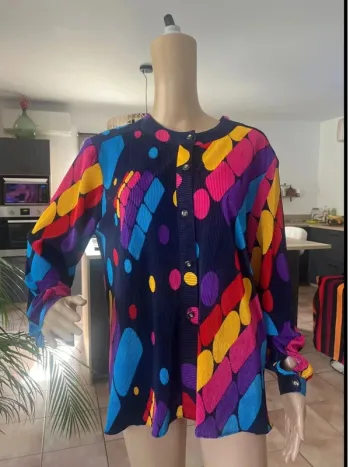 Chemise parisienne chic vintage – colorée, légère, taille M/L