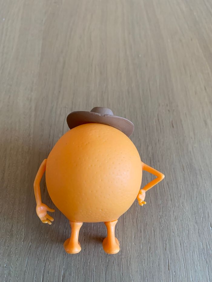 Figurine orange Oasis de 2018 - photo numéro 2