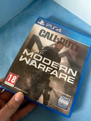 Jeu ps4 Call os duty modern warfare