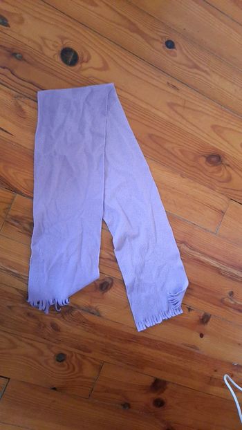 Echarpe violette
