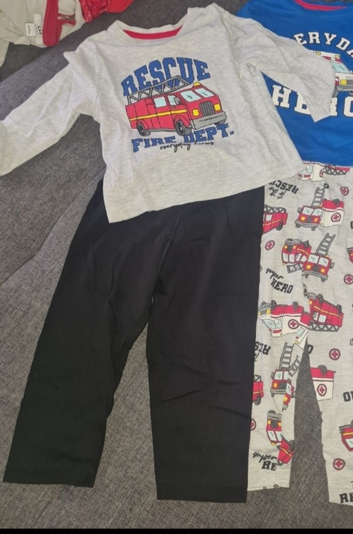 Pijamas - photo numéro 3