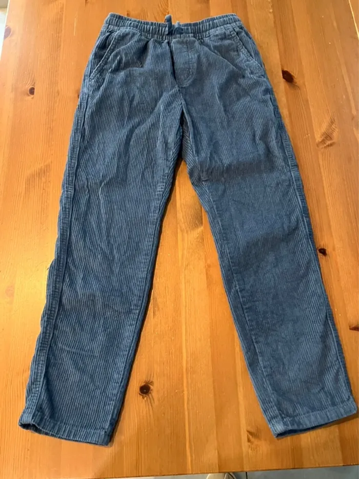 Pantalon velours bleu 9 ans