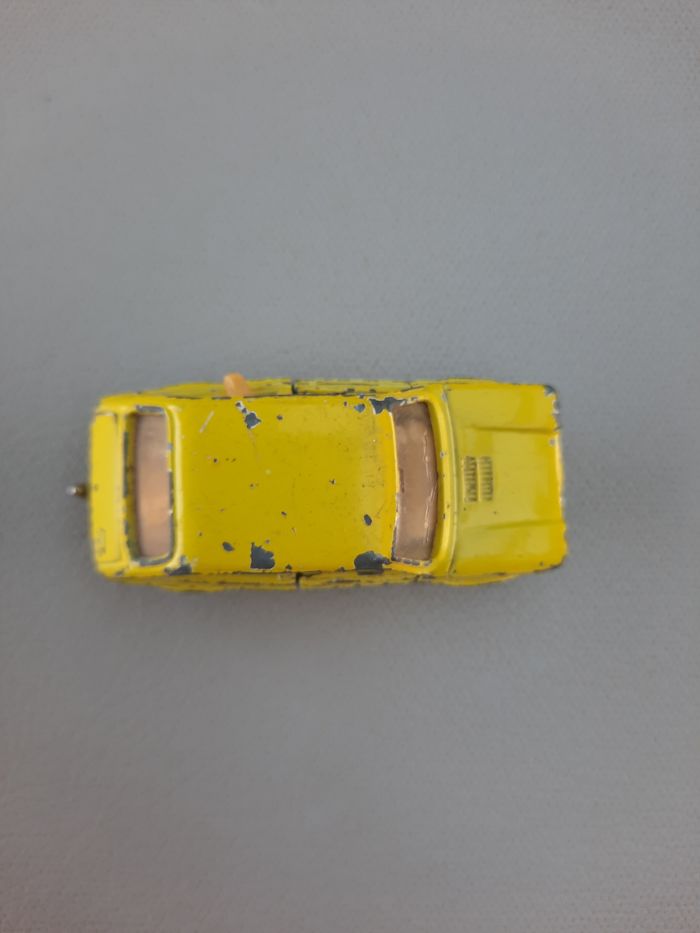 Petite voiture majorette Fiat 127 - photo numéro 3