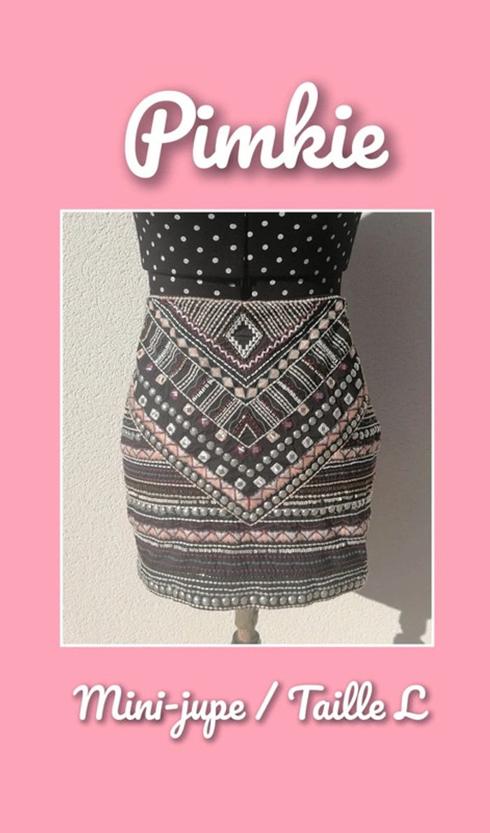 Mini-jupe ethnique bijoux broderie noir rose argenté Taille L Pimki