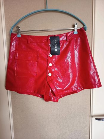 Short jupe. Marque shein