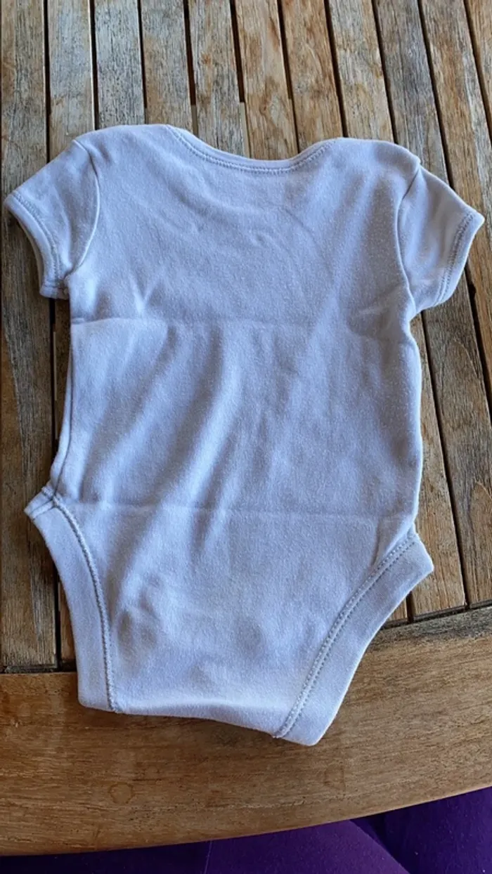 Body gris clair uni manches courtes Primark - 0/3 mois - photo numéro 3