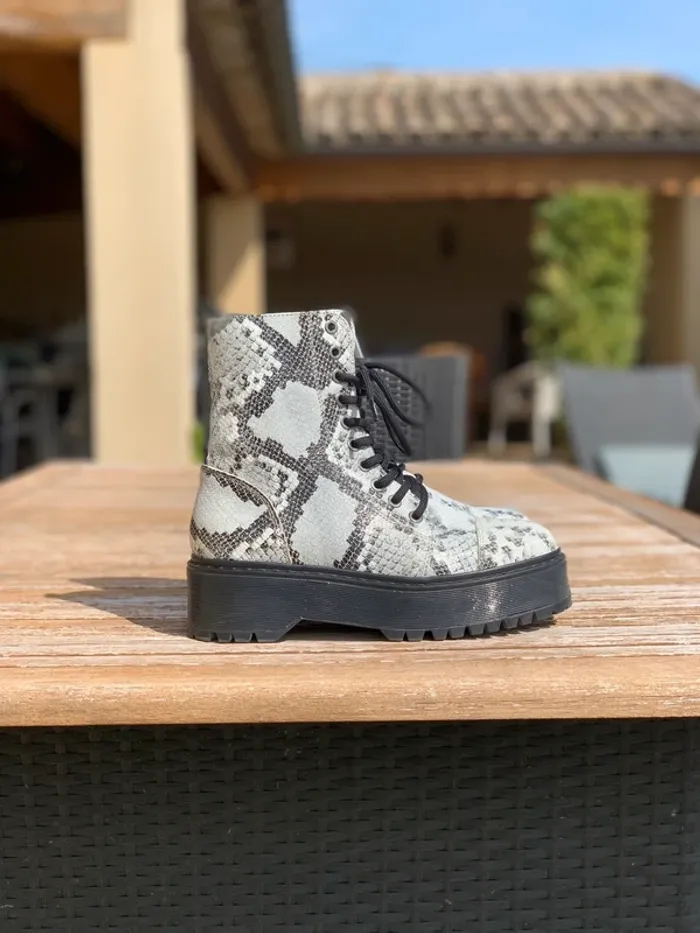 Boots Bronx en cuir blanc imprimé taille 37 - photo numéro 2