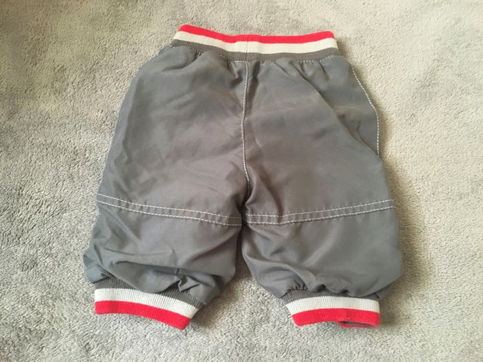 Pantalon 3 mois - photo numéro 2