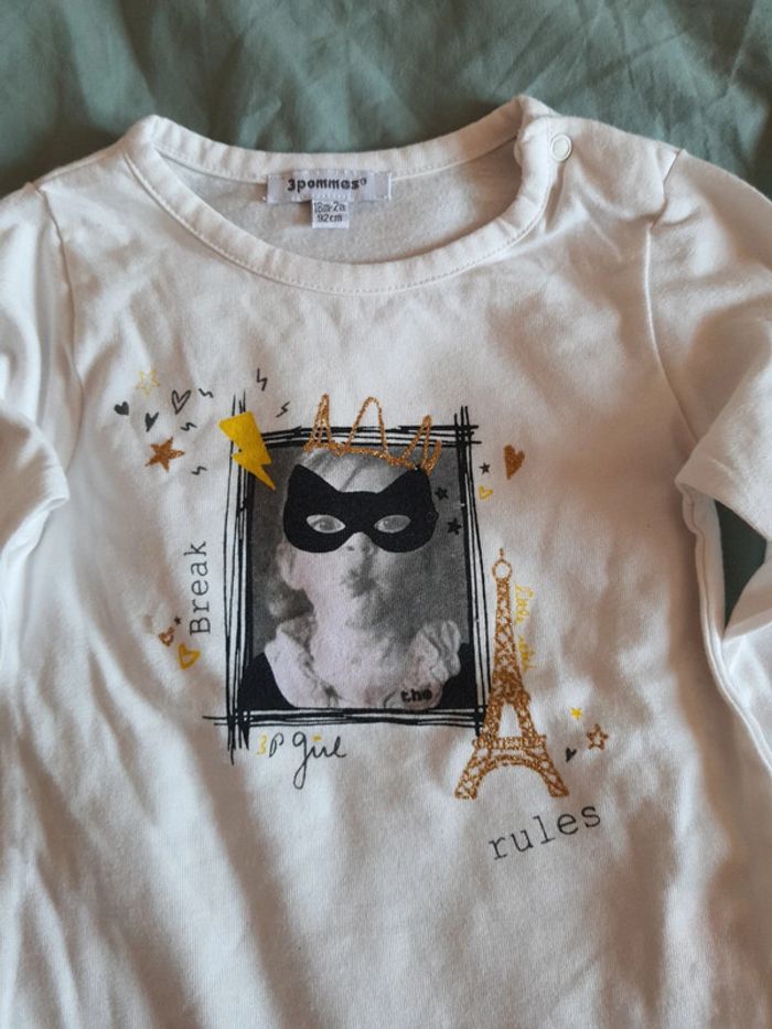Tee-shirt 3 Pommes taille 2 ans neuf sans étiquettes - photo numéro 2