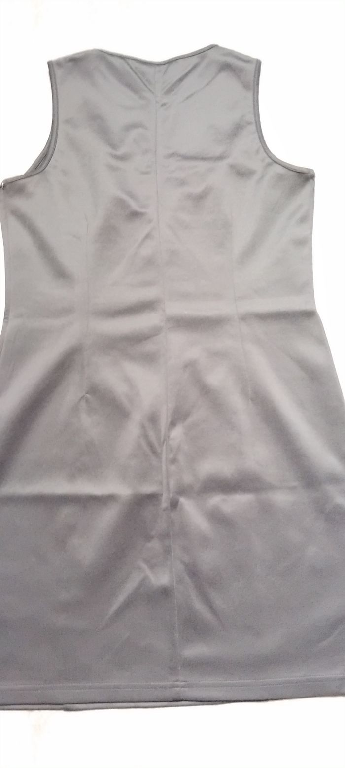 Robe noire - photo numéro 2