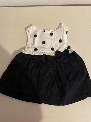 Robe bébé fille taille 1 mois