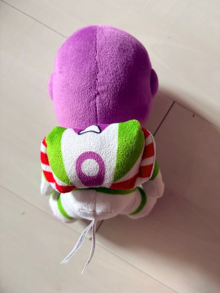 Bon état - Peluche Buzz l’éclair Toy Story - photo numéro 4