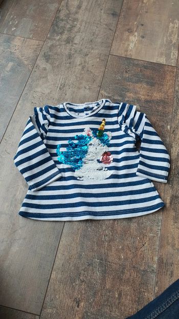 Sweat catimini  12 mois en bon état