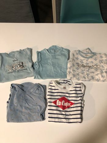 Lot bodys été taille 18 mois