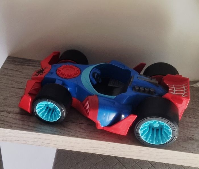 Véhicule spider man