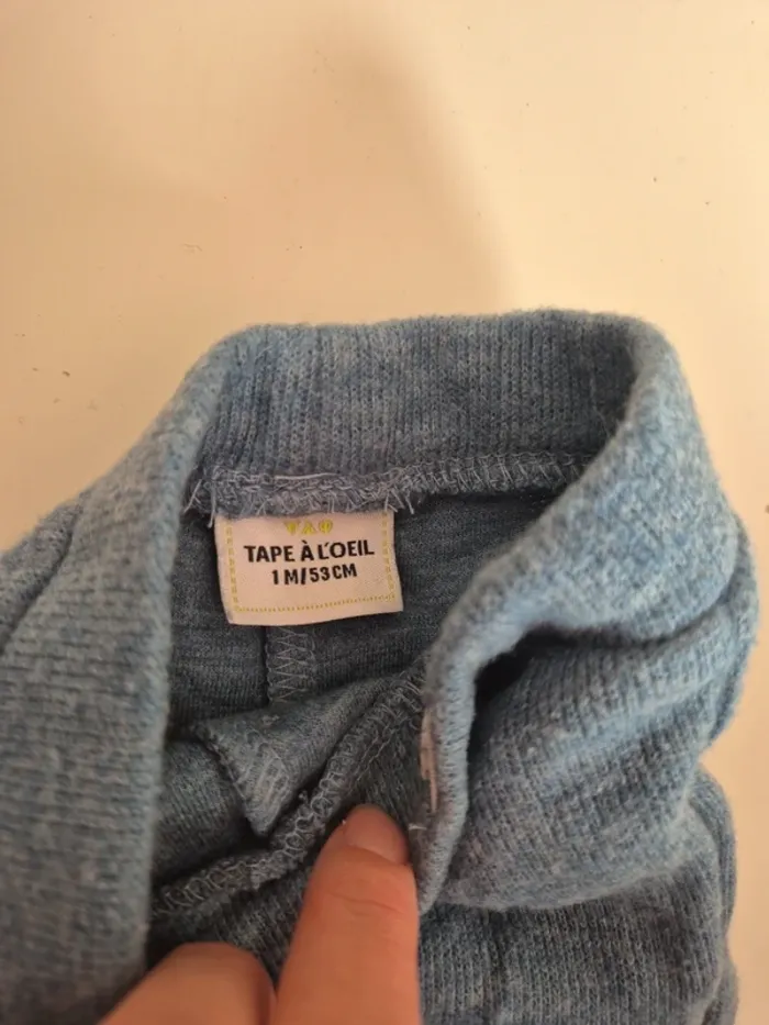 Pantalon 1 mois - photo numéro 2