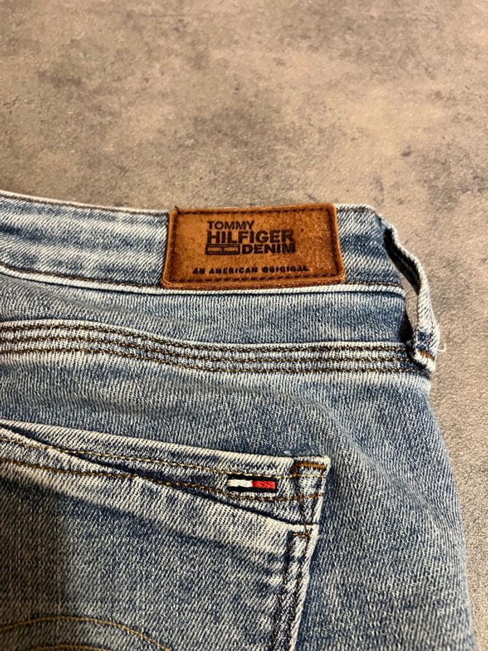 Jean femme Tommy Hilfiger mid rise slim W26 L30 - photo numéro 5