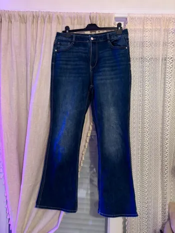 Pantalon bootcut