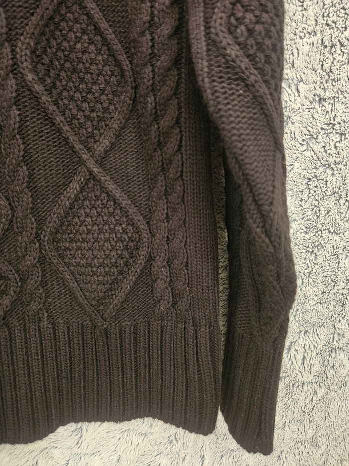 Pull en laine torsadé noir de chez Lacoste - photo numéro 6