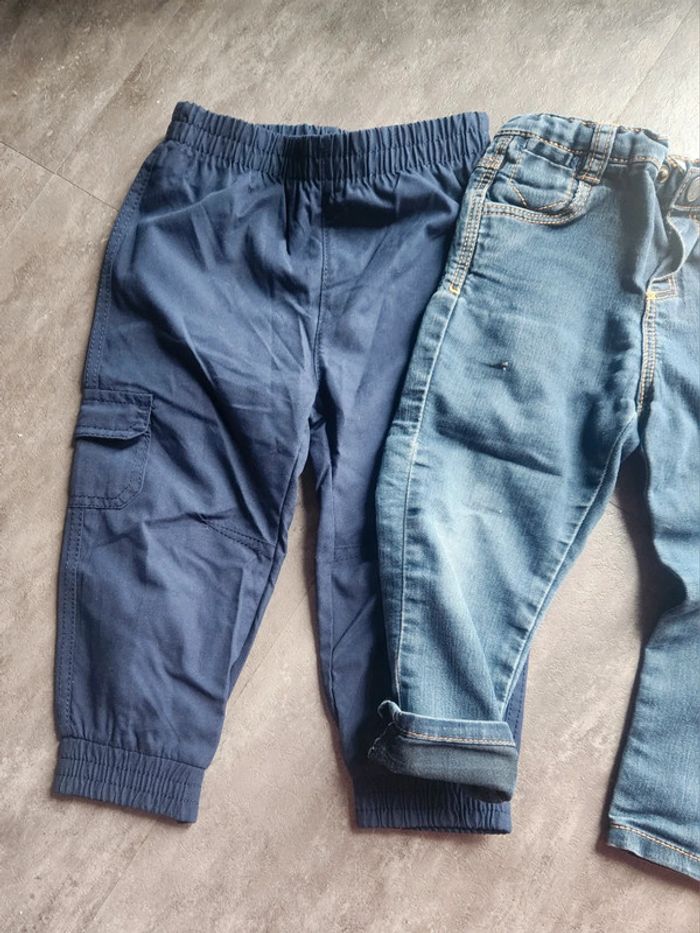 Lot pantalon bébé 18 mois - photo numéro 3