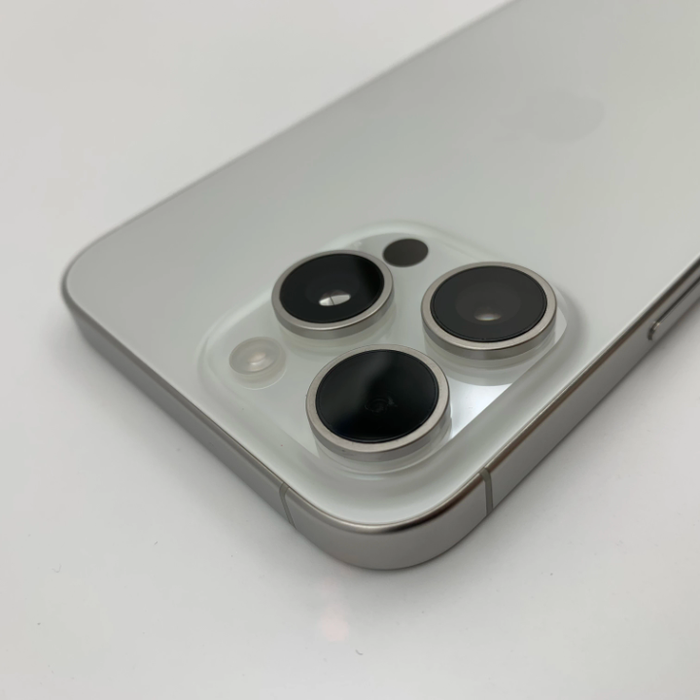 Iphone -15-pro-max - photo numéro 2