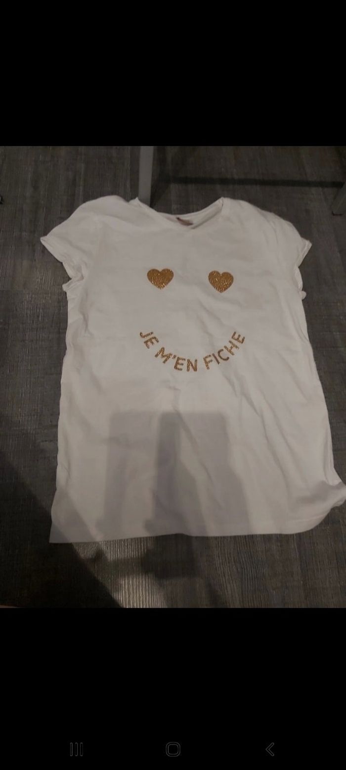 Tshirt taille 12ans 152cm kiabi
