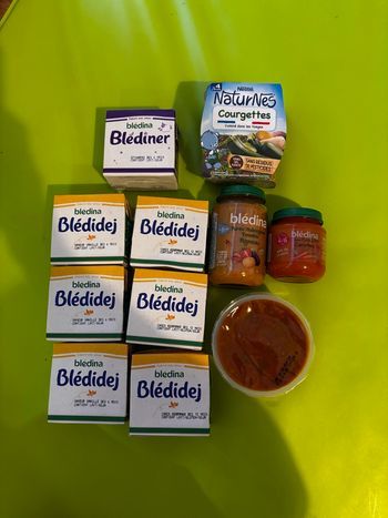 Lot blédidej et petit pot bébé 