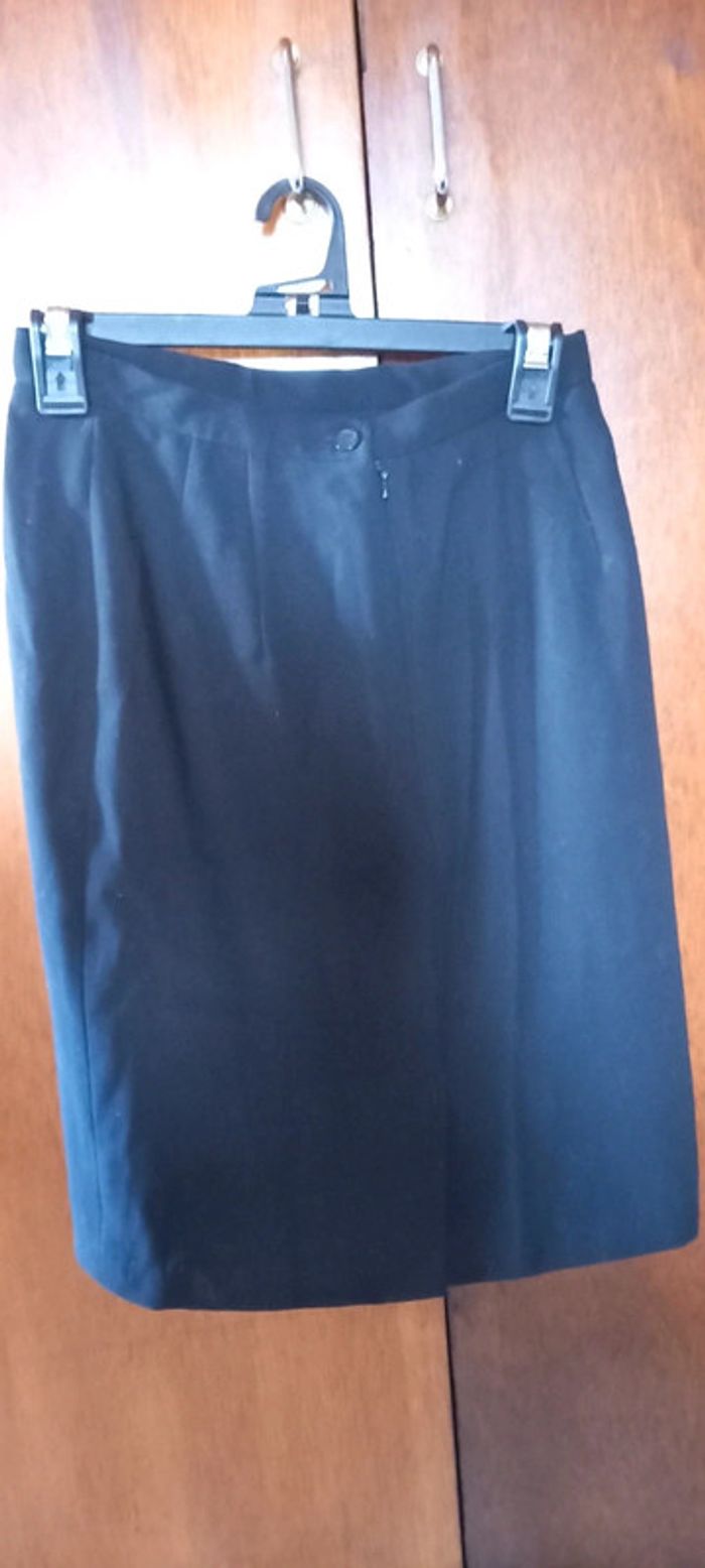 Jupe de tailleur noir - photo numéro 3